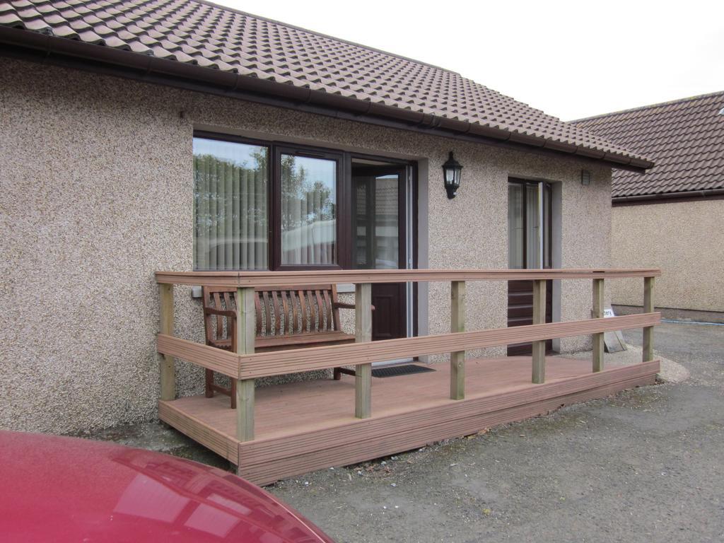 Easter Bowhouse Farm Cottage Линлитгоу Номер фото